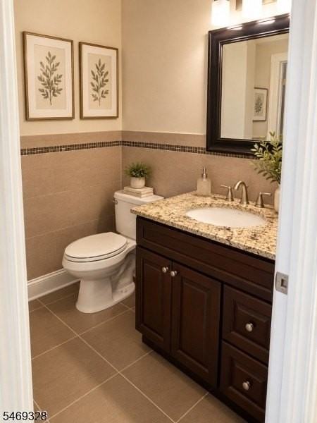 231 Union Blvd - Photo 3 of 10