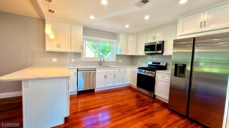 1357 S Beverwyck Rd - Photo 6 of 34