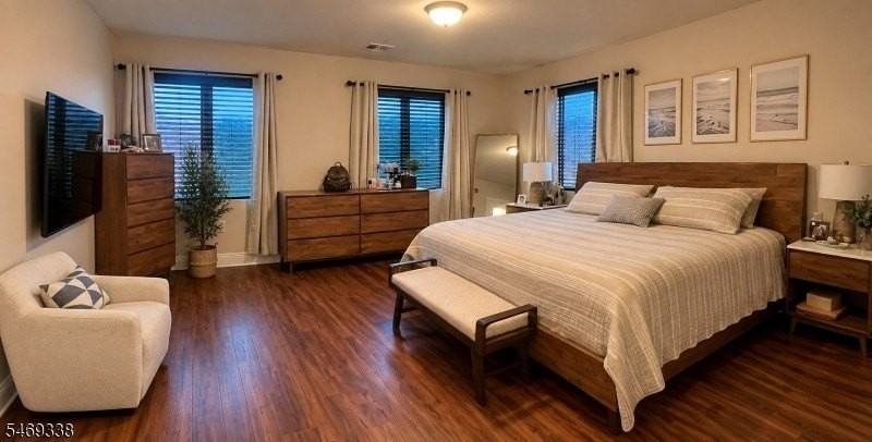 534 Union Blvd - Photo 4 of 8