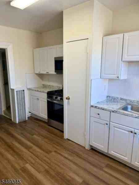 718 Speedwell Ave #A - Photo 4 of 7