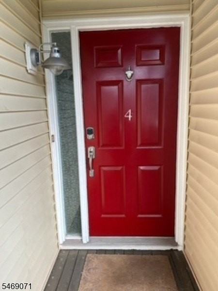 612 Deepdale Ct #4 - Photo 2 of 23