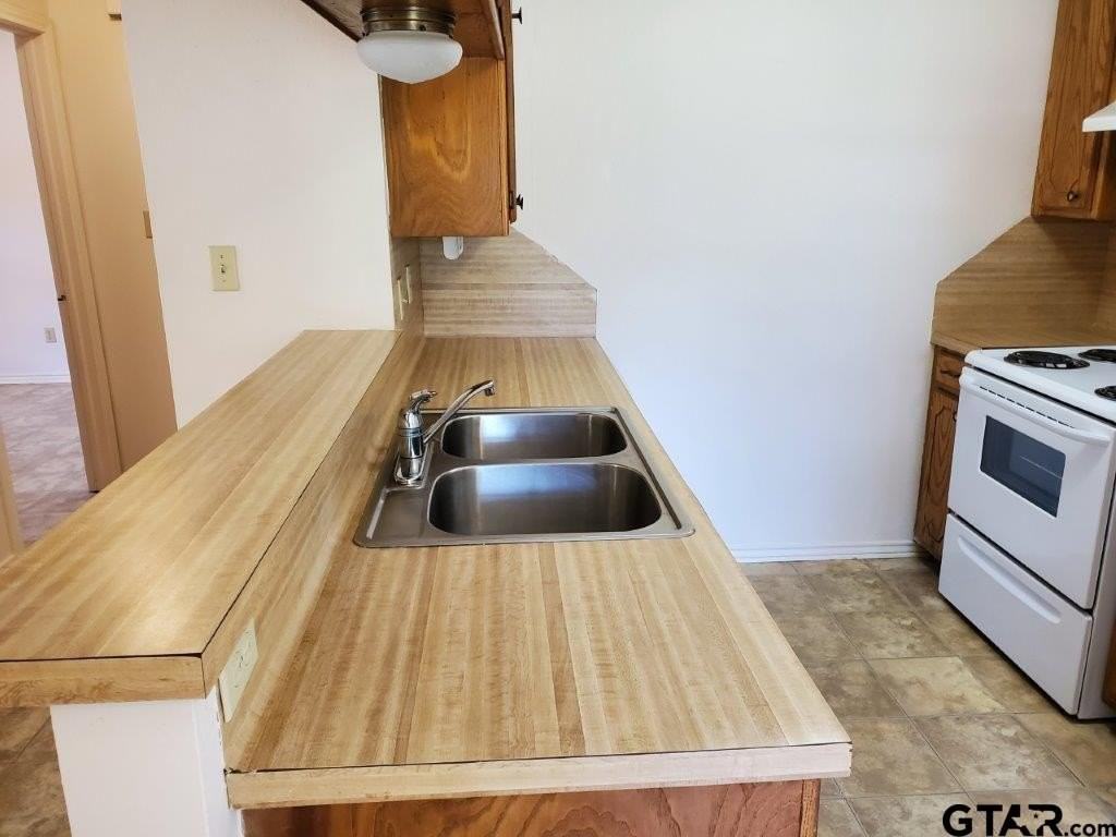 13349 Rhudy Dr - Photo 5 of 6