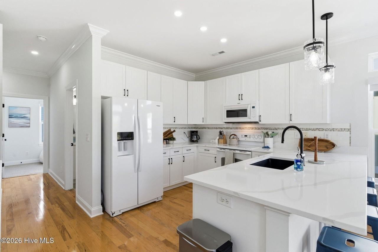 505 Tennessee Ave #2 - Photo 6 of 36