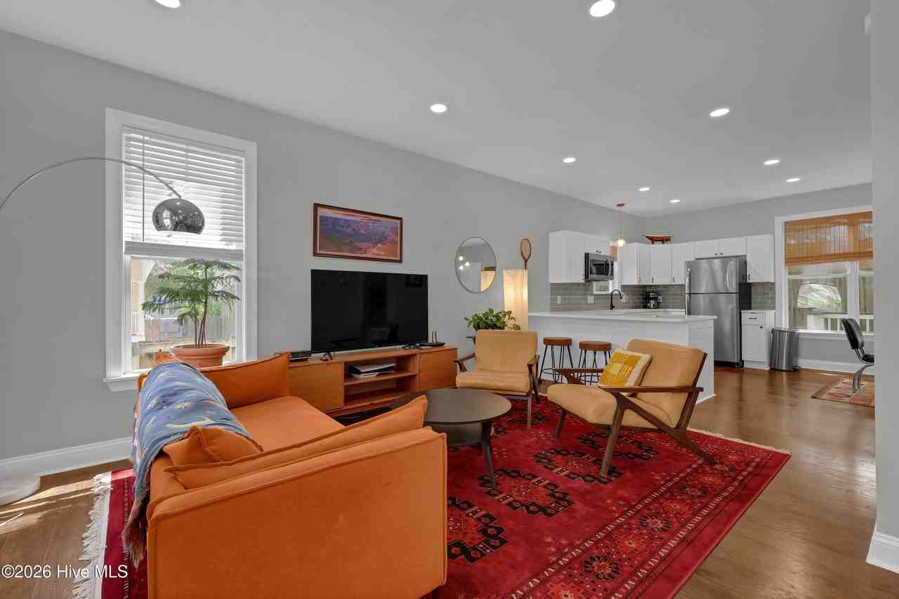 714 Brooks Aly - Photo 6 of 29