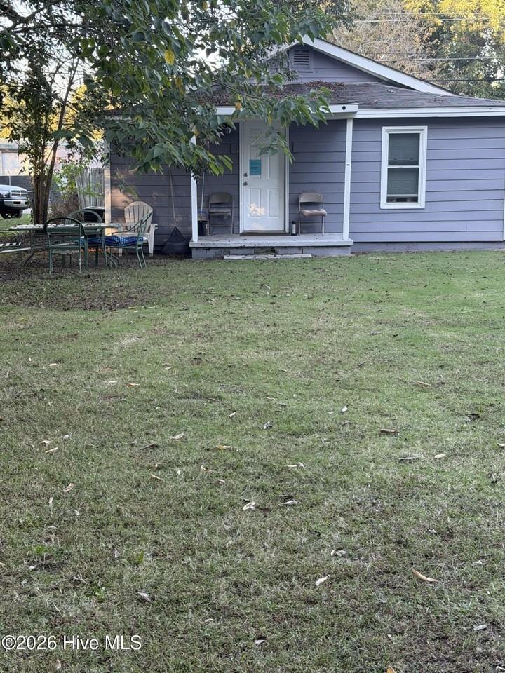 803 W Noble St - Photo 3 of 9