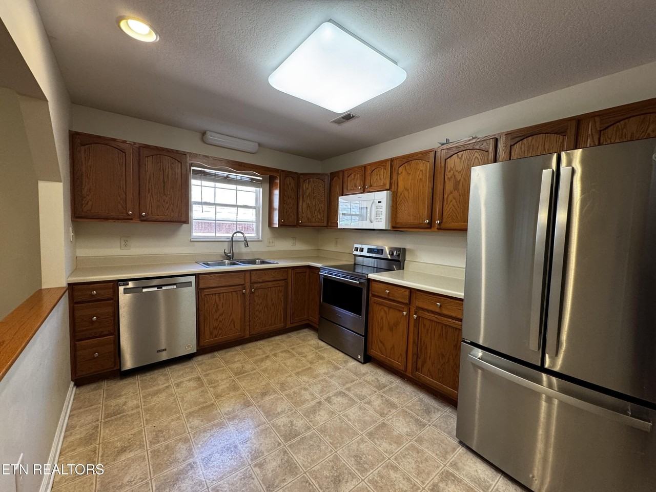 209 Timbercreek Way - Photo 5 of 18