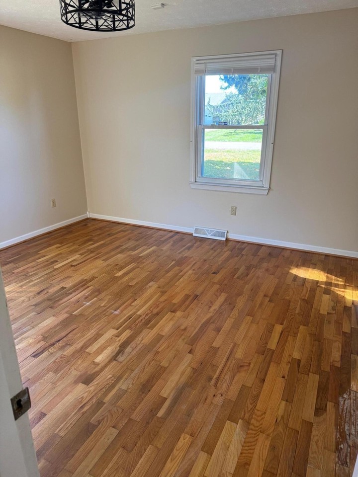 101 Djeddah Dr - Photo 7 of 15