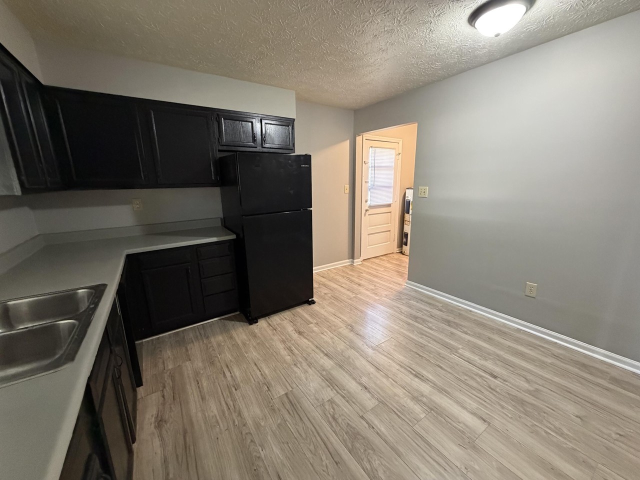 324 Rebel Rd #A - Photo 4 of 7