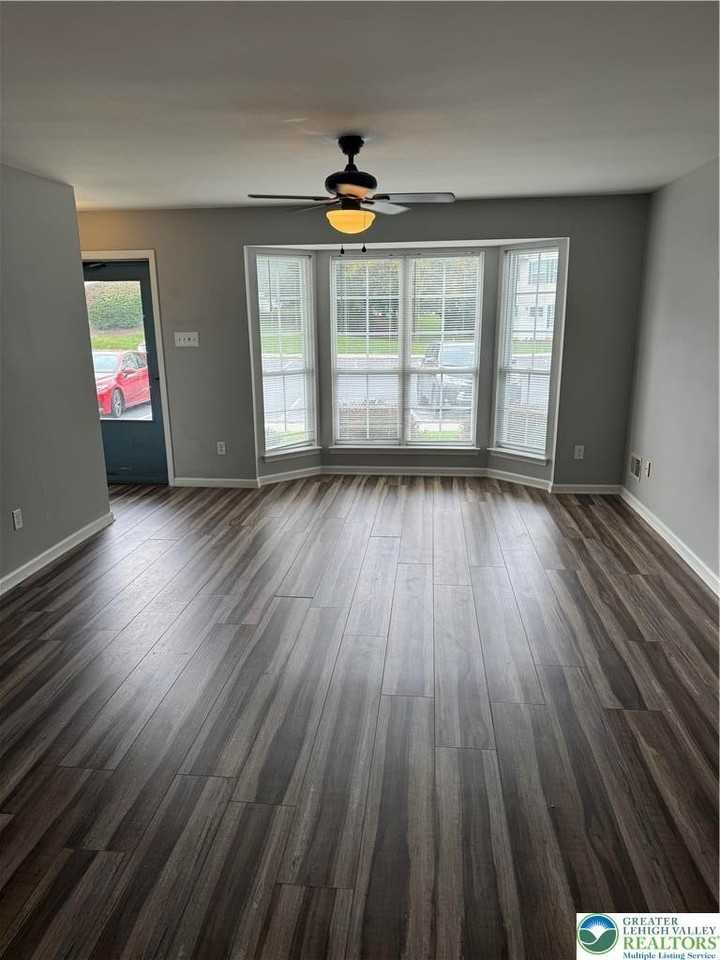 1917 Delancey St - Photo 2 of 12