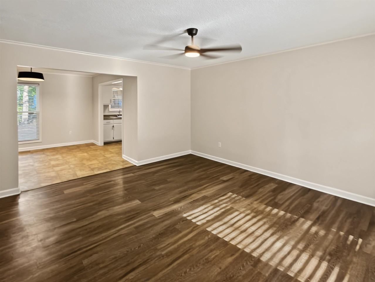 1019 Greencliff Rd - Photo 5 of 20