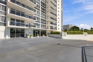 2715 N Ocean Blvd #2C - Photo 1 of 1