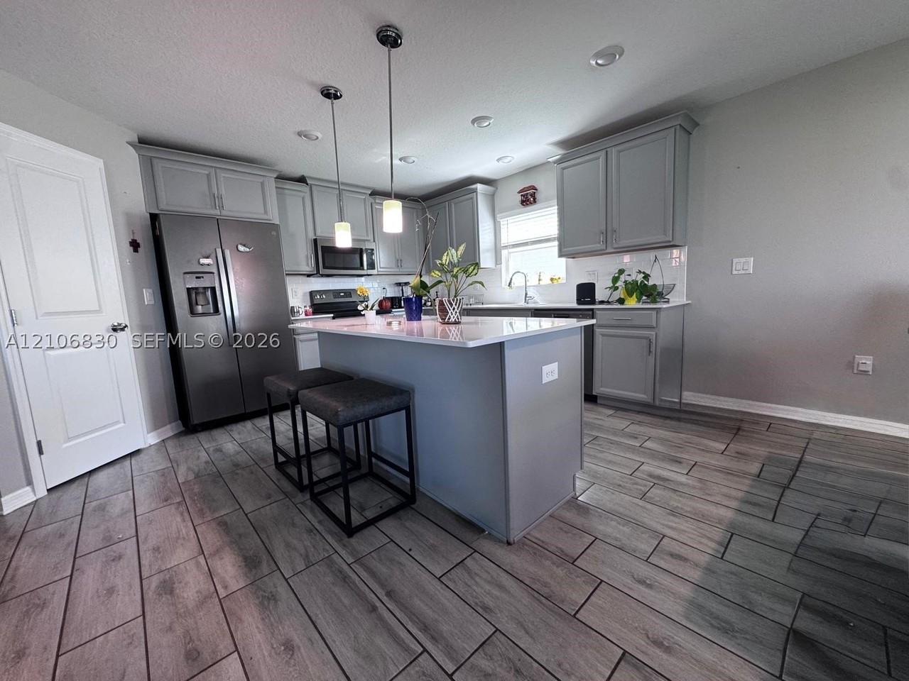5137 Tanzanite Dr - Photo 4 of 20