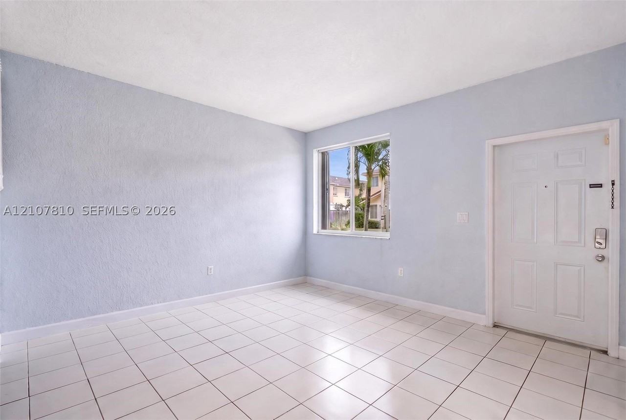 6940 Nw 177th St #P105 - Photo 3 of 39