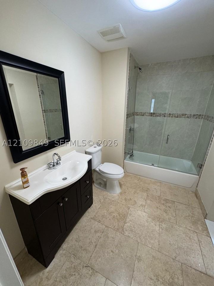 2319 Swanson Ave - Photo 6 of 14