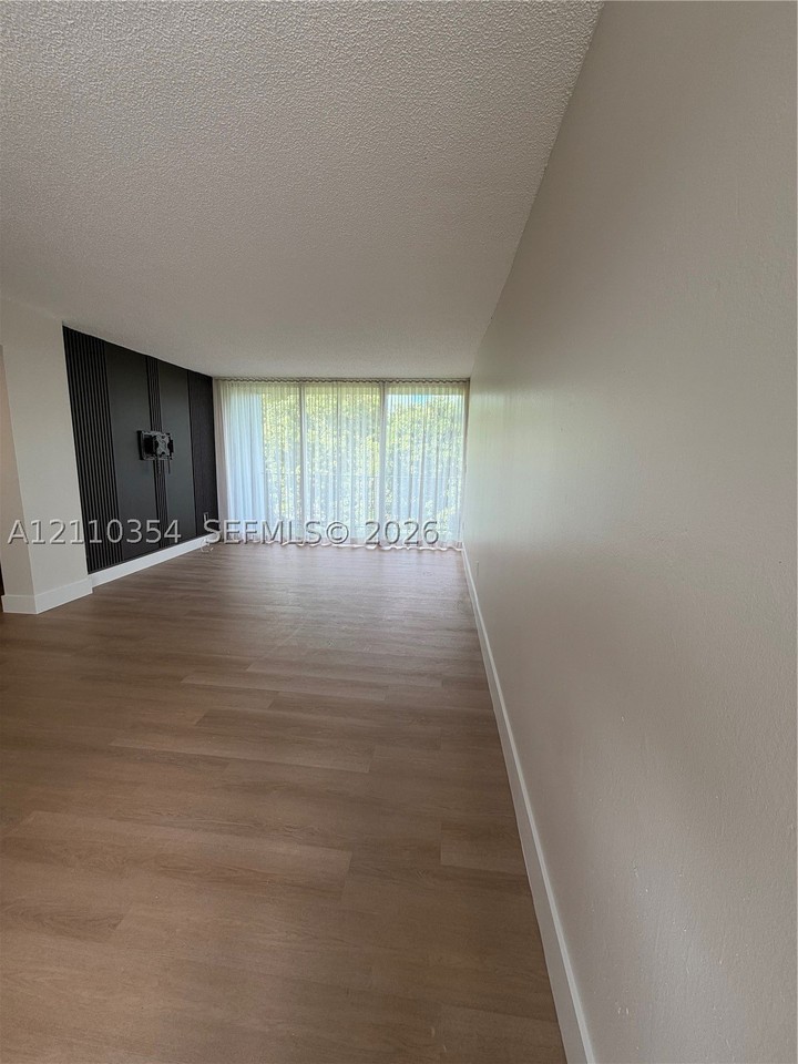 8801 W Flagler St #309 - Photo 4 of 17