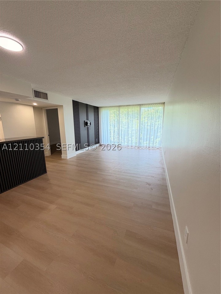 8801 W Flagler St #309 - Photo 5 of 17