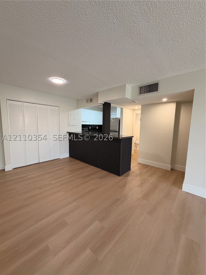 8801 W Flagler St #309 - Photo 6 of 17