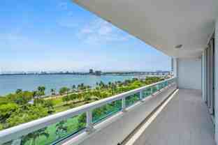 1800 N Bayshore Dr #809 - Photo 1 of 1