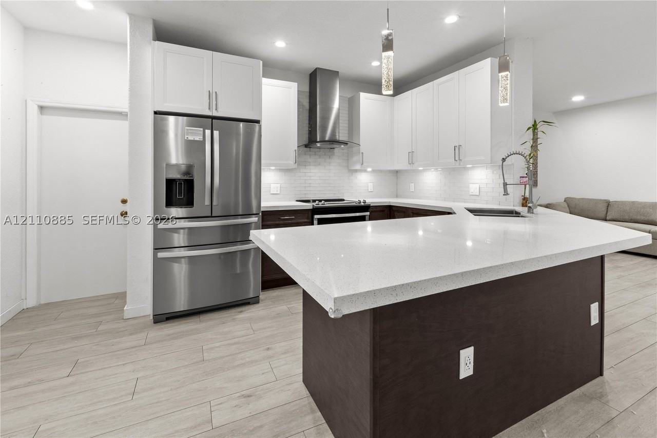 17130 Sw 36th Ct - Photo 7 of 49