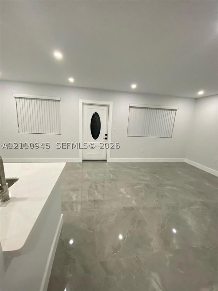 3501 Sw 89th Ct #3501 - Photo 7 of 28