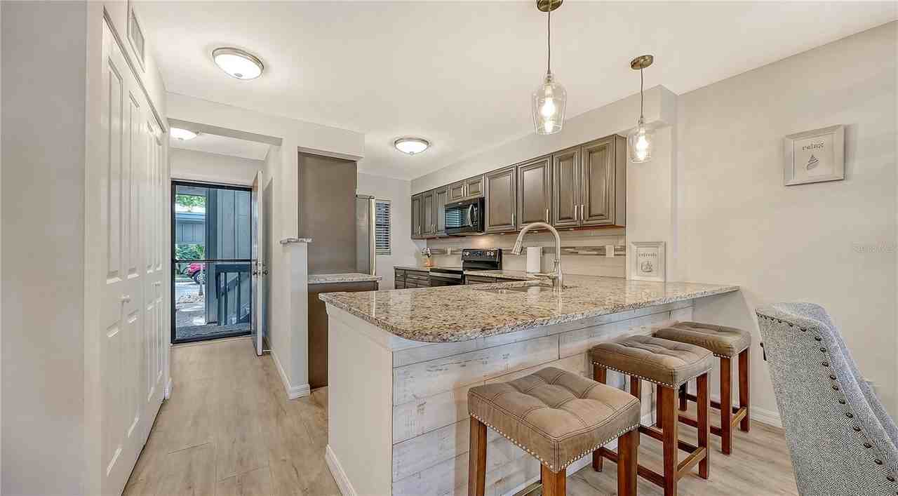 1249 Dockside Pl #110 - Photo 6 of 21