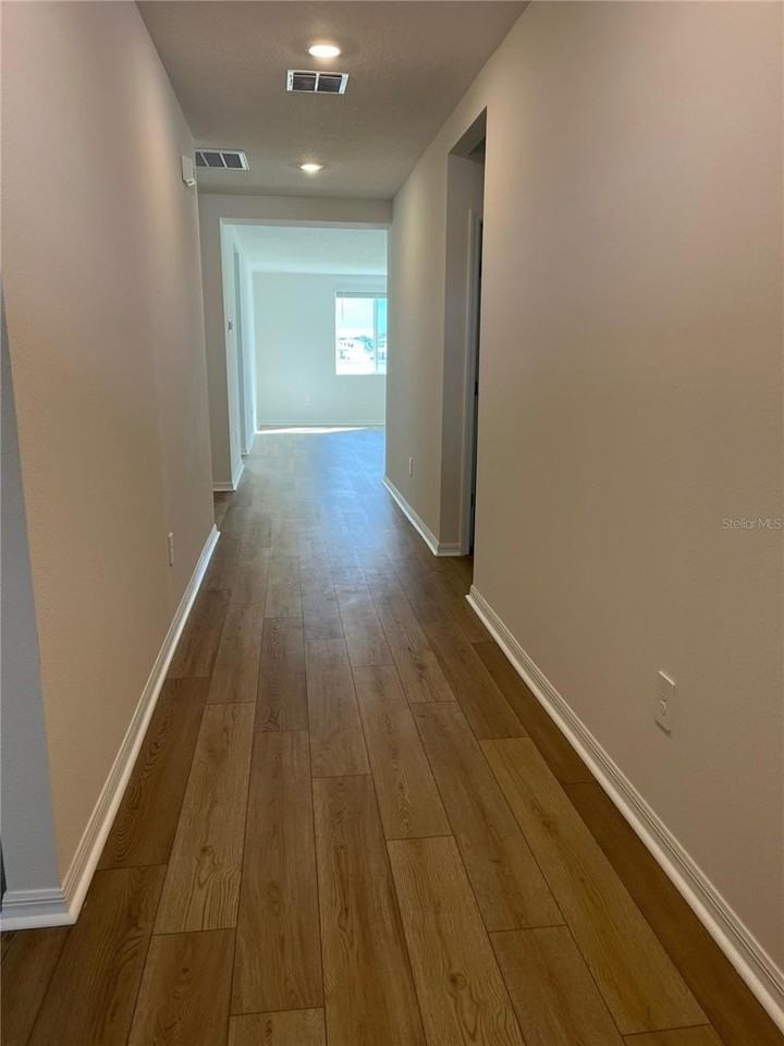 2070 Rosewood Dr - Photo 2 of 21