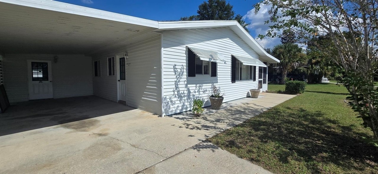 6395 Sw 109th St - Photo 2 of 12