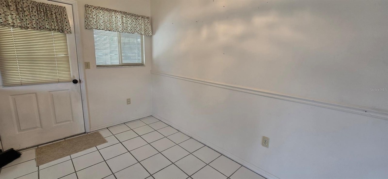 6395 Sw 109th St - Photo 5 of 12
