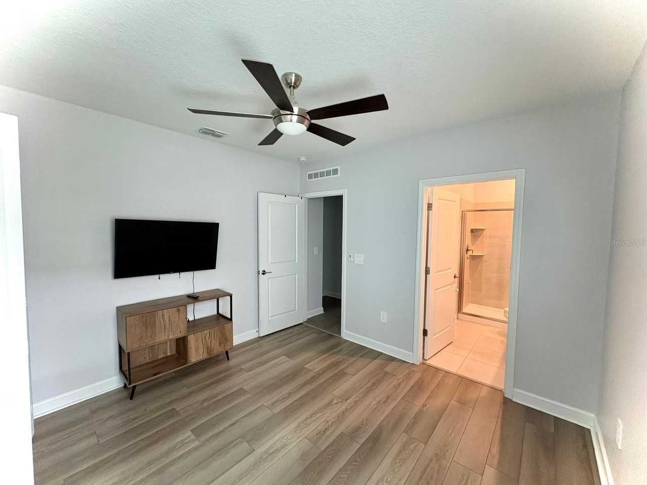 3087 Park Vale Rd - Photo 4 of 6