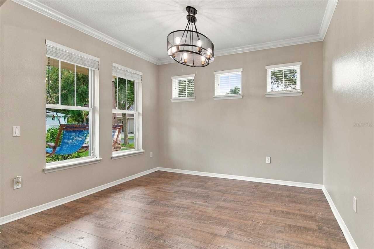 8221 Nectar Ridge Ct - Photo 7 of 32