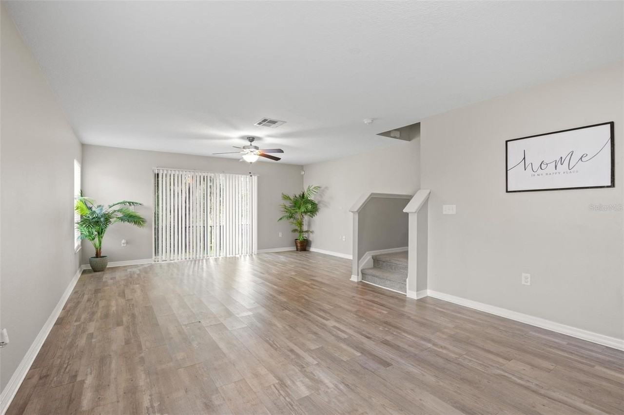 10924 Johanna Ave - Photo 6 of 50