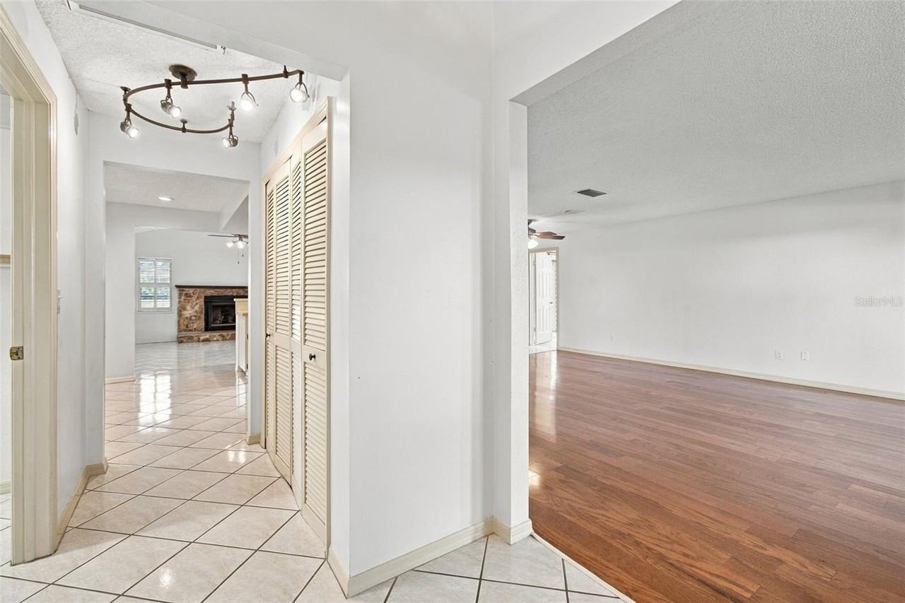 10843 Harborside Dr - Photo 6 of 50