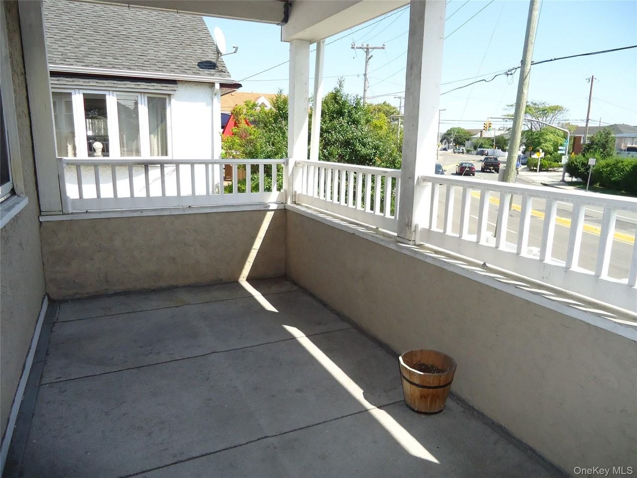 56 Malone Ave - Photo 3 of 7