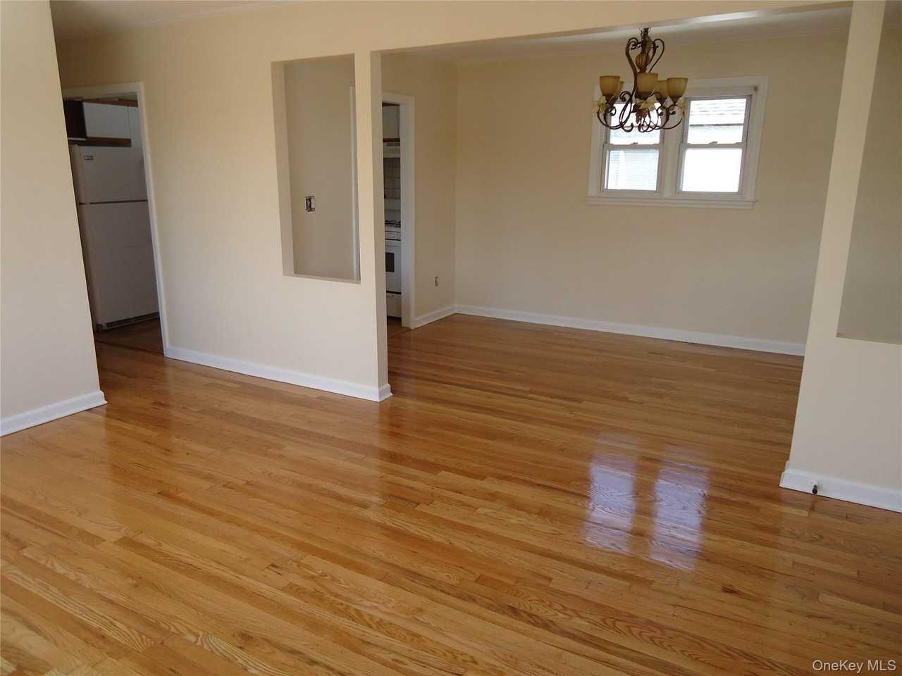 56 Malone Ave - Photo 4 of 7