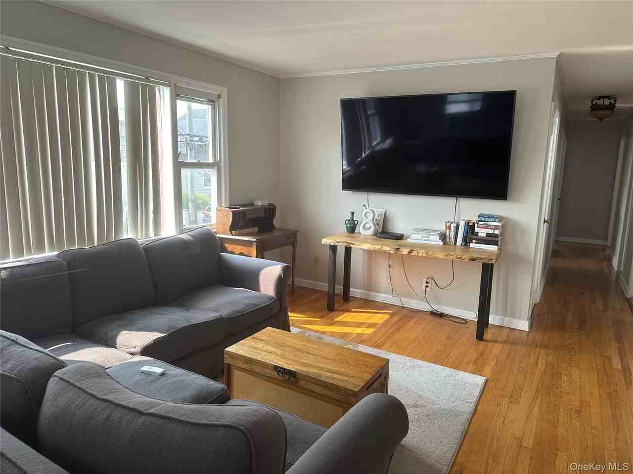 56 Malone Ave - Photo 5 of 7