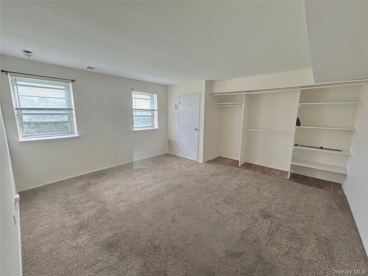 196 Artist Lake Dr - Photo 5 of 9