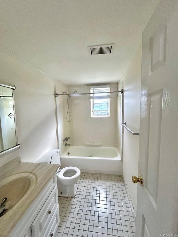 196 Artist Lake Dr - Photo 6 of 9