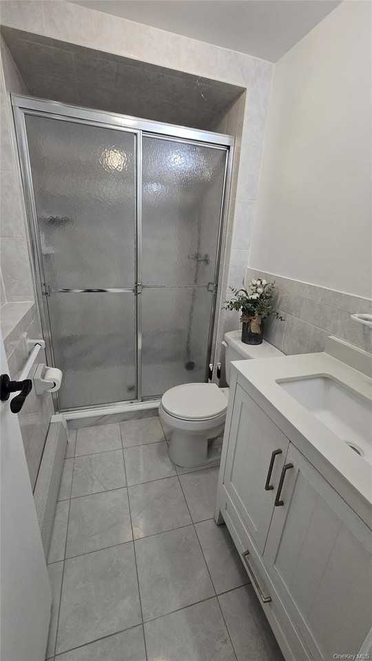 105 Jefferson Rd - Photo 4 of 6