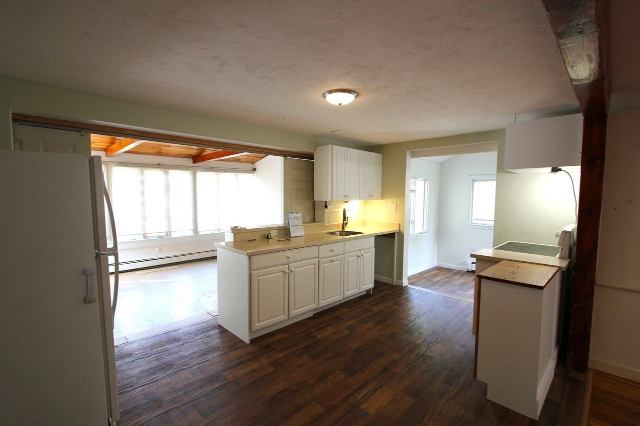 163 Farm St #1 - Photo 4 of 23