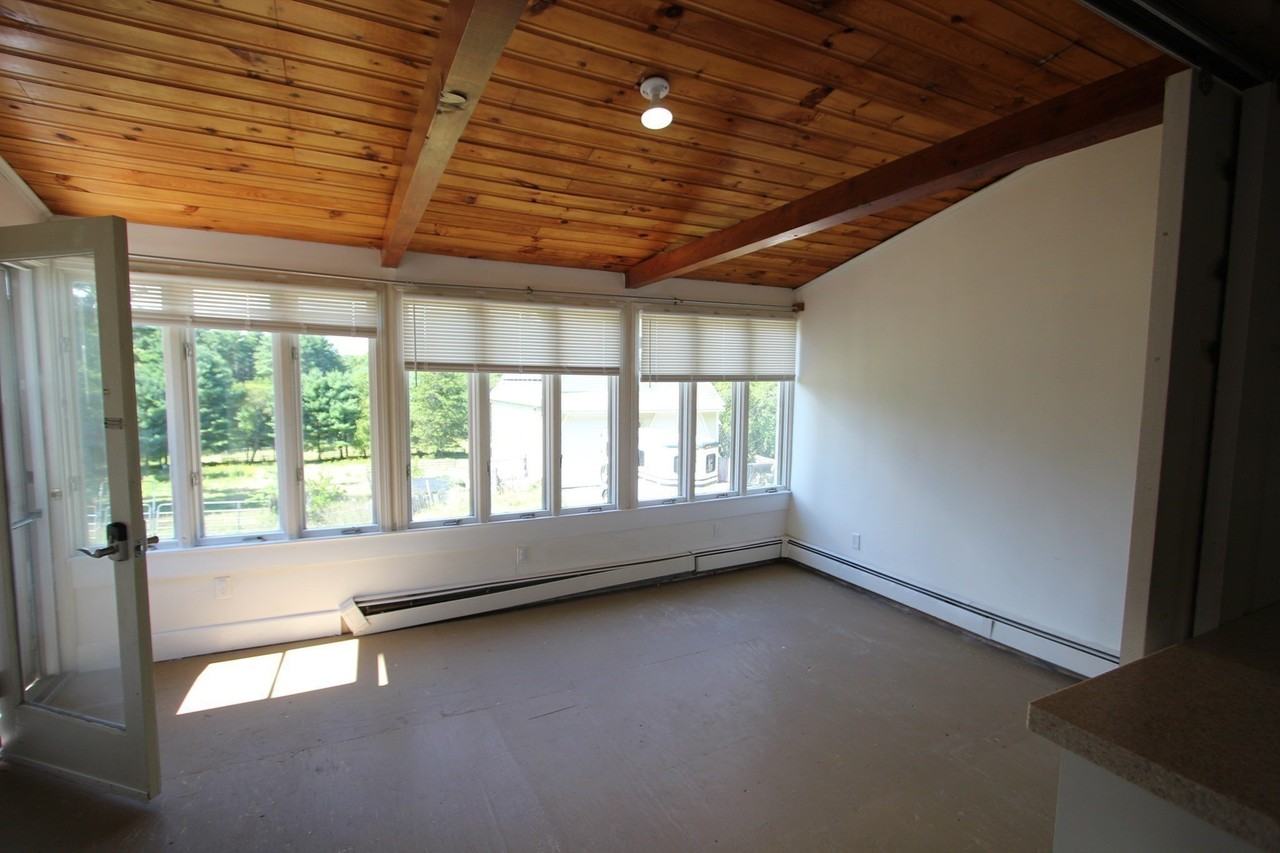 163 Farm St #1 - Photo 5 of 23