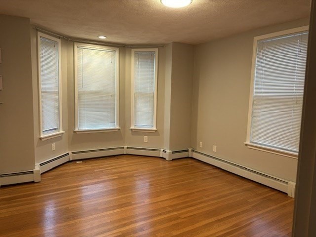 27 Waverly St #1 - Photo 7 of 13