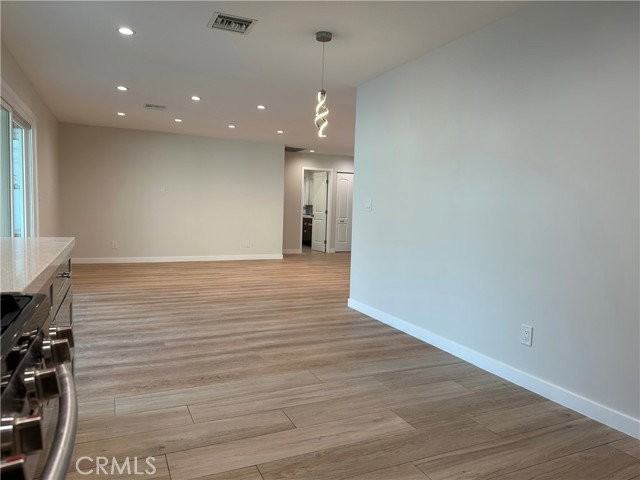 22700 Criswell St - Photo 7 of 8