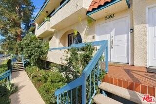 5352 Zelzah Ave #14 - Photo 3 of 8