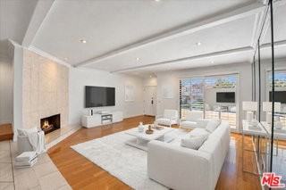5352 Zelzah Ave #14 - Photo 4 of 8