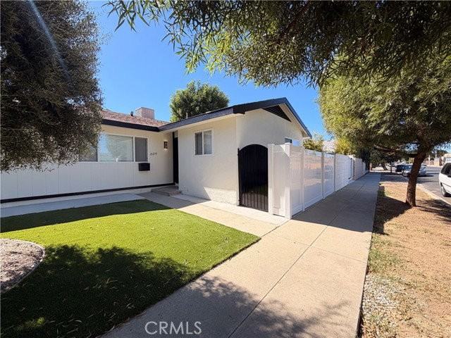 18210 Napa St - Photo 2 of 8