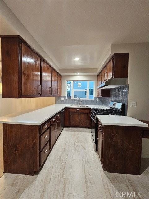16009 Dearborn St - Photo 3 of 8