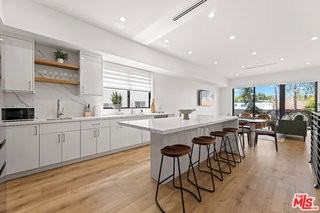 5120 1/2 Laurel Canyon Blvd - Photo 2 of 8