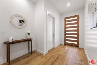5120 1/2 Laurel Canyon Blvd - Photo 6 of 8