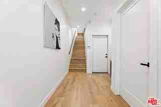 5120 1/2 Laurel Canyon Blvd - Photo 7 of 8