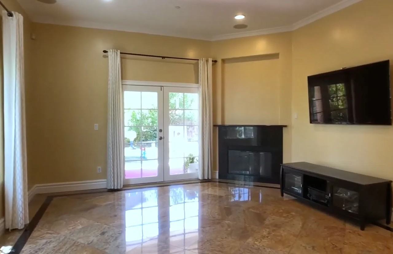 837 N Pass Ave - Photo 6 of 8